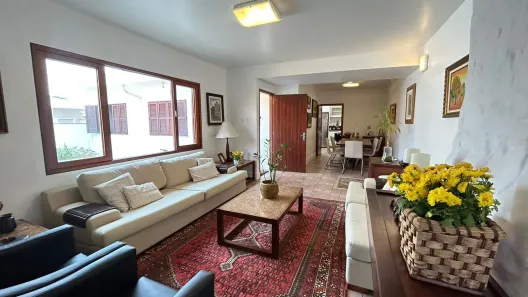 Casa com 3 Quartos à venda, 81m² no Balneário, Florianópolis