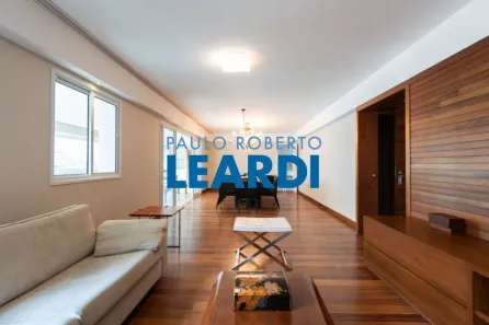 Apartamento com 3 Quartos à venda, 204m² no Indianópolis, São Paulo