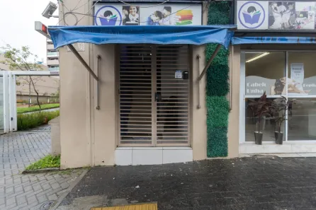 Ponto Comercial com 3 Quartos para alugar, 300m² no Vila Romana, São Paulo