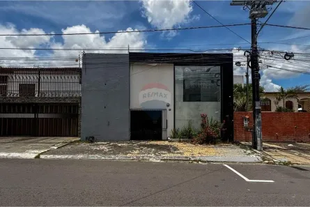 Prédio Comercial à venda, 260m² no Nossa Senhora das Graças, Manaus