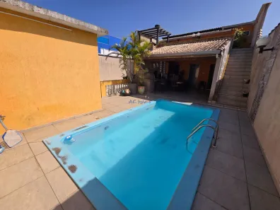 Casa com 3 Quartos à venda, 180m² no Tupi, Praia Grande