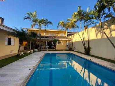 Sobrado com 4 Quartos à venda, 574m² no Jardim Itatiaia 1, Londrina