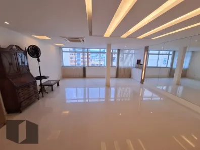 Apartamento com 3 Quartos à venda, 159m² no Copacabana, Rio de Janeiro
