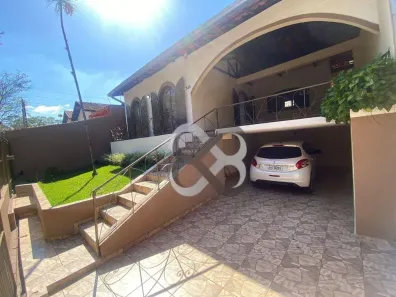 Casa com 3 Quartos à venda, 165m² no Jardim Presidente, Londrina