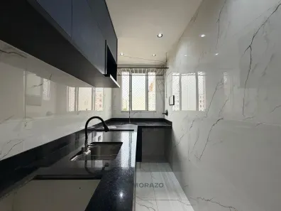 Apartamento com 2 Quartos à venda, 47m² no Loteamento Malbec, Maringá