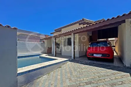 Casa com 4 Quartos à venda, 140m² no Jardim Icaraíba, Peruíbe