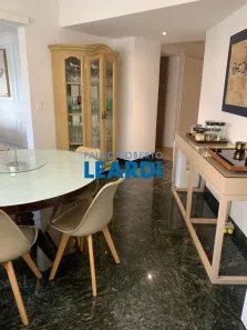 Apartamento com 4 Quartos à venda, 267m² no Pacaembu, São Paulo