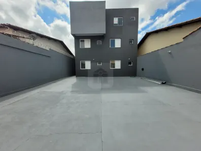 Apartamento com 2 Quartos para alugar, 55m² no Segismundo Pereira, Uberlândia