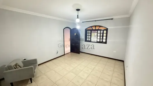 Casa com 4 Quartos à venda, 224m² no Jardim Ismênia, São José dos Campos