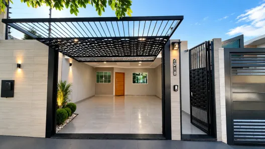 Casa com 3 Quartos à venda, 105m² no Jardim Monte Rei, Maringá
