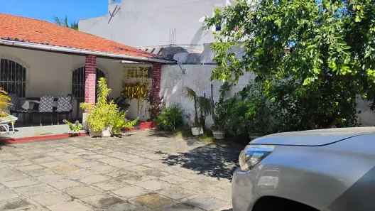 Casa com 3 Quartos à venda, 400m² no Itapuã, Salvador