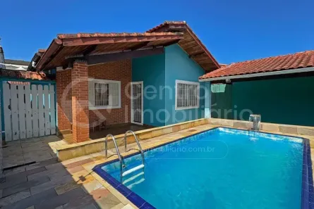 Casa com 3 Quartos à venda, 134m² no Centro, Peruíbe