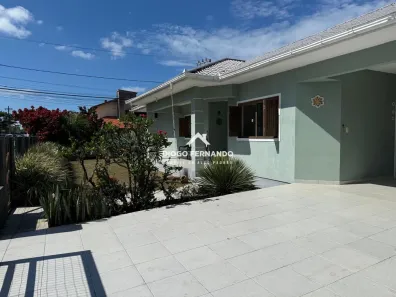 Casa com 3 Quartos à venda, 130m² no Campeche, Florianópolis