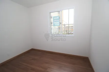 Apartamento com 2 Quartos para alugar, 48m² no Centro, Pelotas