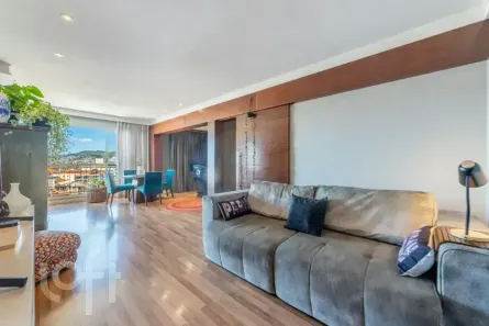 Apartamento com 3 Quartos à venda, 110m² no Petrópolis, Porto Alegre