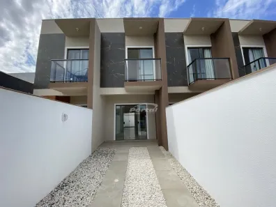 Casa com 2 Quartos para alugar, 75m² no Itacolomi, Balneário Piçarras