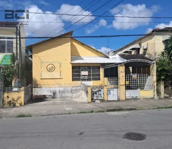 Imóvel Comercial com 3 Quartos para alugar, 280m² no Casa Amarela, Recife