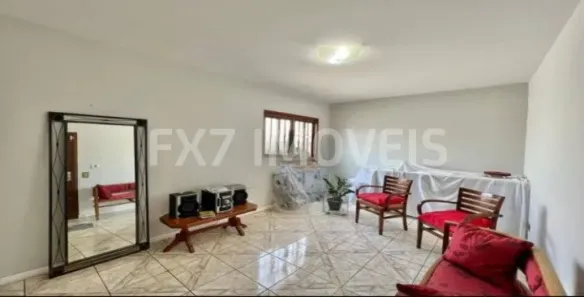 Casa com 3 Quartos à venda, 240m² no Vila Campos Sales, Campinas
