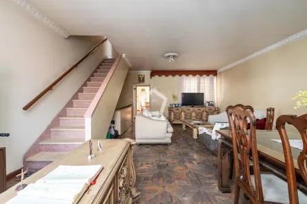 Casa com 3 Quartos à venda, 300m² no Quarta Parada, São Paulo