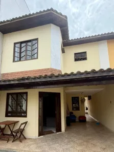 Casa com 3 Quartos à venda, 155m² no Riviera Fluminense, Macaé