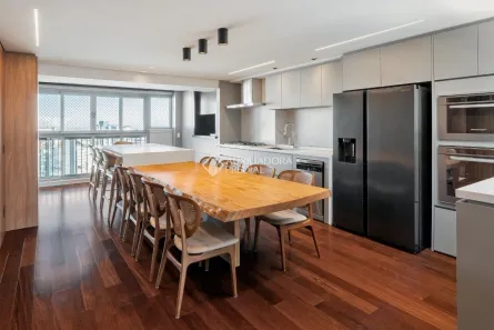 Apartamento com 2 Quartos para alugar, 172m² no Três Figueiras, Porto Alegre