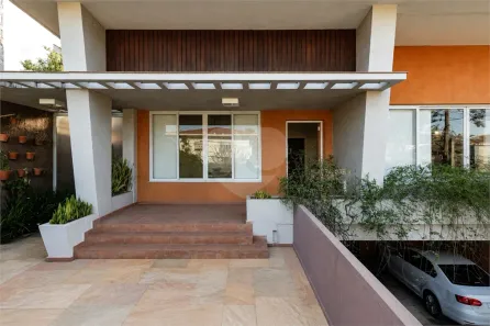 Sobrado com 5 Quartos à venda, 550m² no Pacaembu, São Paulo