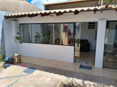 Casa com 2 Quartos à venda, 200m² no Arapoanga, Brasília