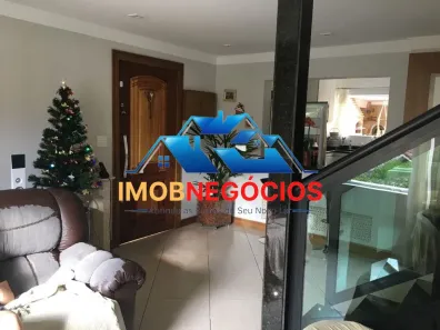 Casa com 4 Quartos à venda, 230m² no Jardim Picolo, São Paulo