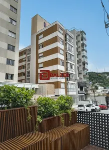 Apartamento com 2 Quartos à venda, 64m² no Centro, Florianópolis