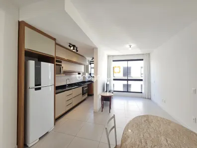 Apartamento com 2 Quartos à venda, 61m² no Carvoeira, Florianópolis