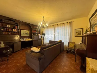 Casa com 5 Quartos à venda, 250m² no Marapé, Santos