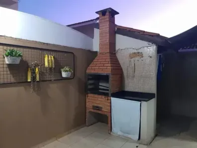 Casa com 3 Quartos à venda, 130m² no Vila Iasi, Taboão da Serra