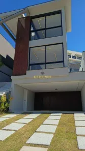 Casa com 3 Quartos à venda, 300m² no Fazenda Rodeio, Mogi das Cruzes