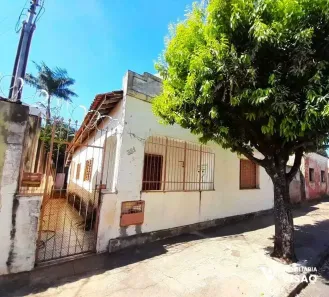Casa com 3 Quartos à venda, 108m² no São Benedito, Uberaba