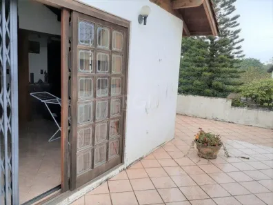 Casa com 3 Quartos à venda, 230m² no Vila Nova, Porto Alegre