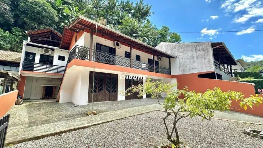 Casa com 5 Quartos à venda, 269m² no Progresso, Blumenau
