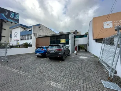 Imóvel Comercial com 8 Quartos para venda ou aluguel, 570m² no Boa Vista, Recife