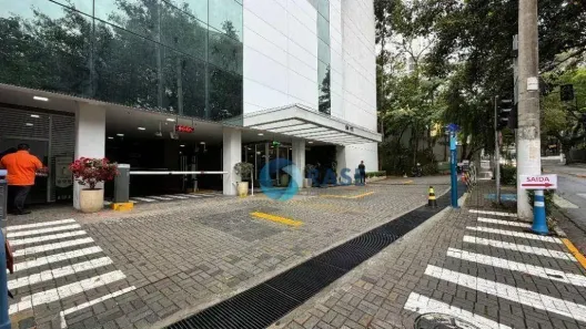 Sala Comercial para alugar, 42m² no Vila Andrade, São Paulo