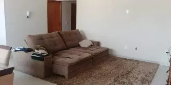 Casa com 3 Quartos à venda, 108m² no Novo Mundo, Uberlândia