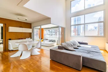 Apartamento com 3 Quartos para alugar, 157m² no Cerqueira César, São Paulo