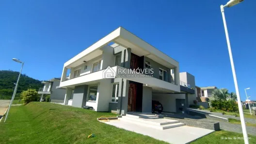 Casa com 4 Quartos à venda, 349m² no Ingleses do Rio Vermelho, Florianópolis