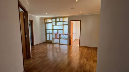 Prédio Comercial para alugar, 130m² no Vila Boaventura, Jundiaí