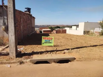 Lote/Terreno à venda, 300m² no Residencial Ildefonso Limírio, Anápolis