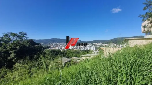 Lote/Terreno à venda, 650m² no Trindade, Florianópolis