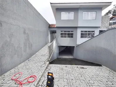 Sobrado com 3 Quartos à venda, 235m² no Jardim Peri, São Paulo