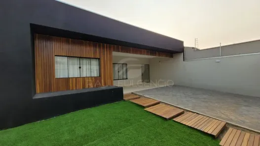 Casa com 3 Quartos à venda, 240m² no Caravelle, Londrina