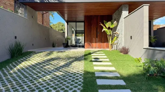 Casa com 3 Quartos à venda, 165m² no Pântano do Sul, Florianópolis