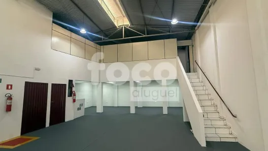 Galpão/Depósito/Armazém para alugar, 280m² no Jardim das Palmeiras, Uberlândia