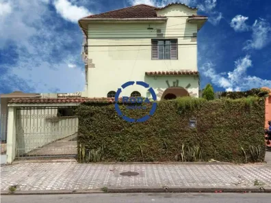Sobrado com 8 Quartos à venda, 200m² no Boqueirão, Santos