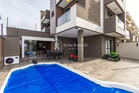 Sobrado com 3 Quartos à venda, 170m² no Boqueirão, Curitiba